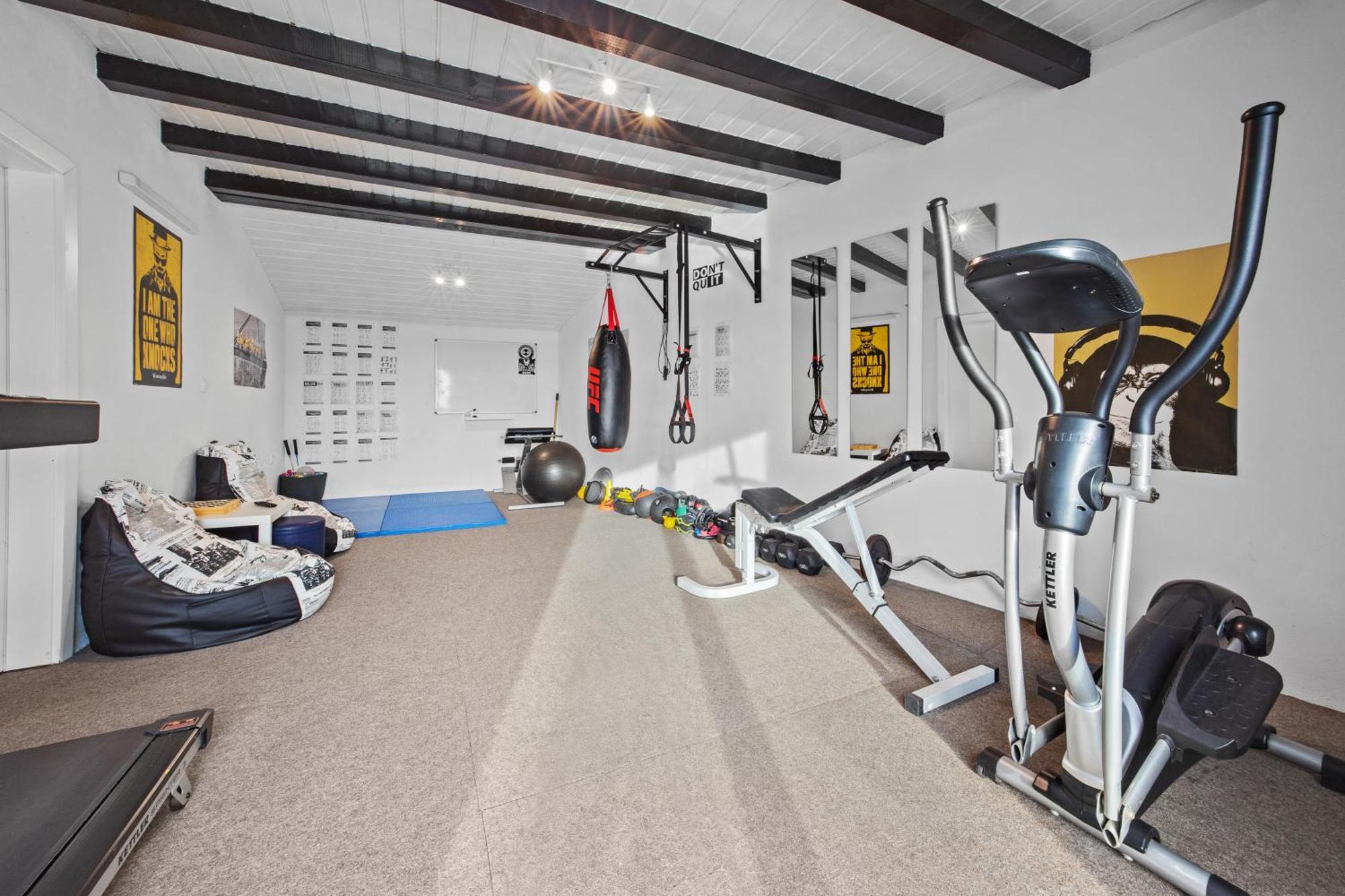 Special Offer! New Luxury Apartment With Pool, Fitness, Outdoor Bar&Grill Buje Eksteriør billede